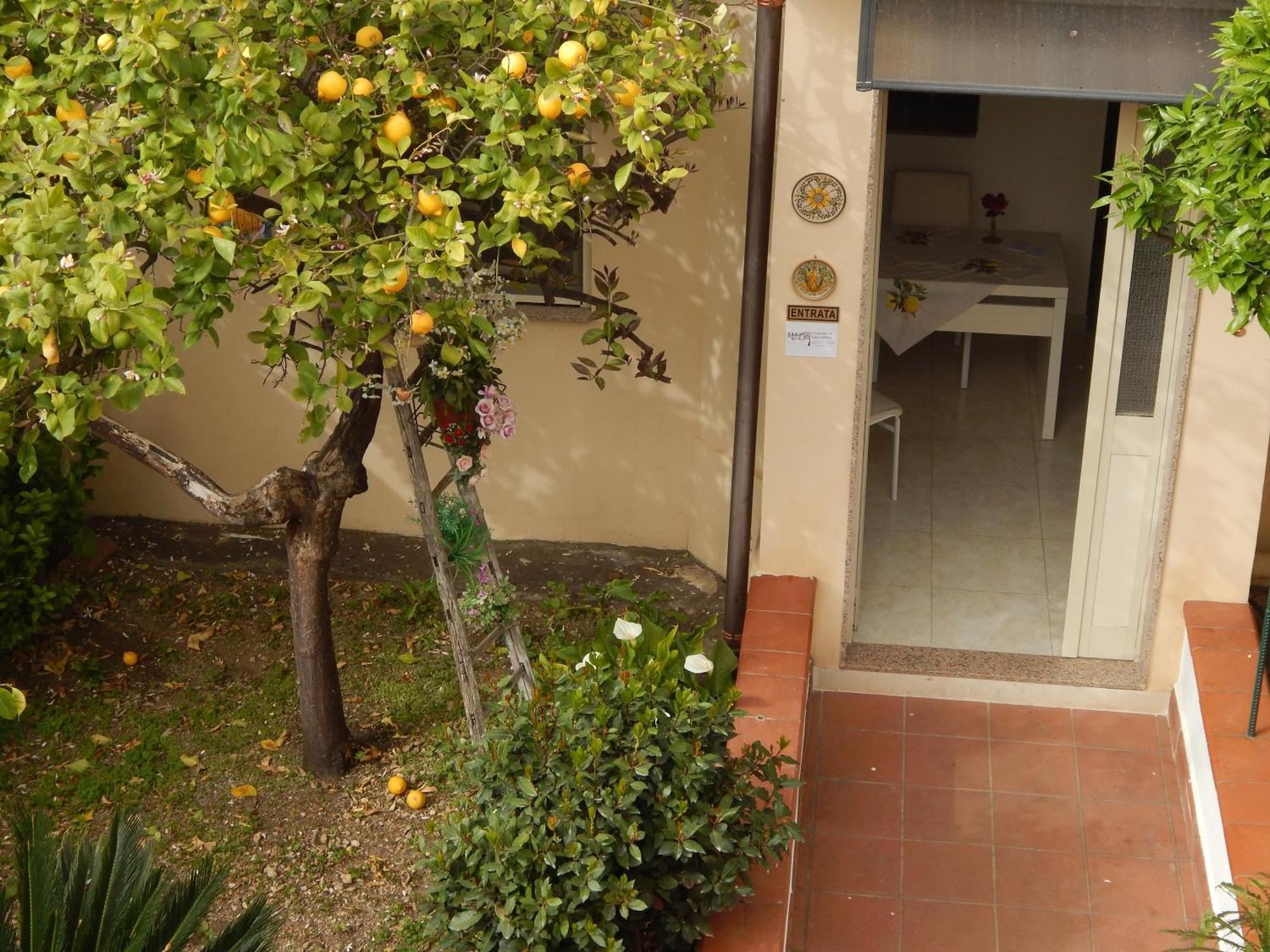 Nel Giardino Di Nunziatina Apartman Szirakúza Kültér fotó